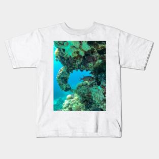 Coral reef and fish Kids T-Shirt